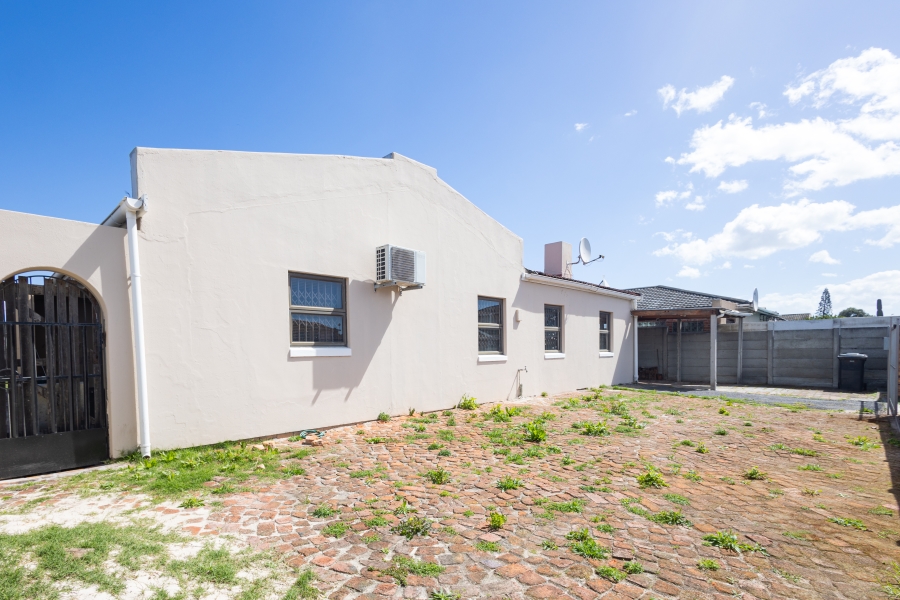 3 Bedroom Property for Sale in Montana Western Cape